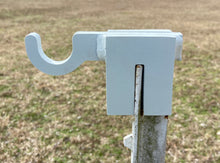 Load image into Gallery viewer, Magnum Target AR500 Hardened Steel Shooting Target T-Post Hook-1pc NRA Metal Gong Range Target (TPH1WAR500)