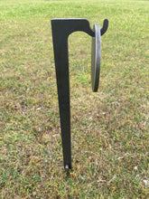 Load image into Gallery viewer, 3/8" AR500 6" Round NRA Steel Shooting Target &amp; 30" Ground Stake Stand (H61-HSTD1AR500-30IN)
