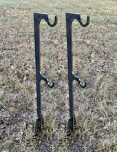 Load image into Gallery viewer, 2pc Set of 30" Tall 1/4" Mild Steel Ground Stake Stands w/ Integrated Hooks for .22LR Rimfire Small Bore Steel Shooting Targets (HSTD2-30IN-14IN)
