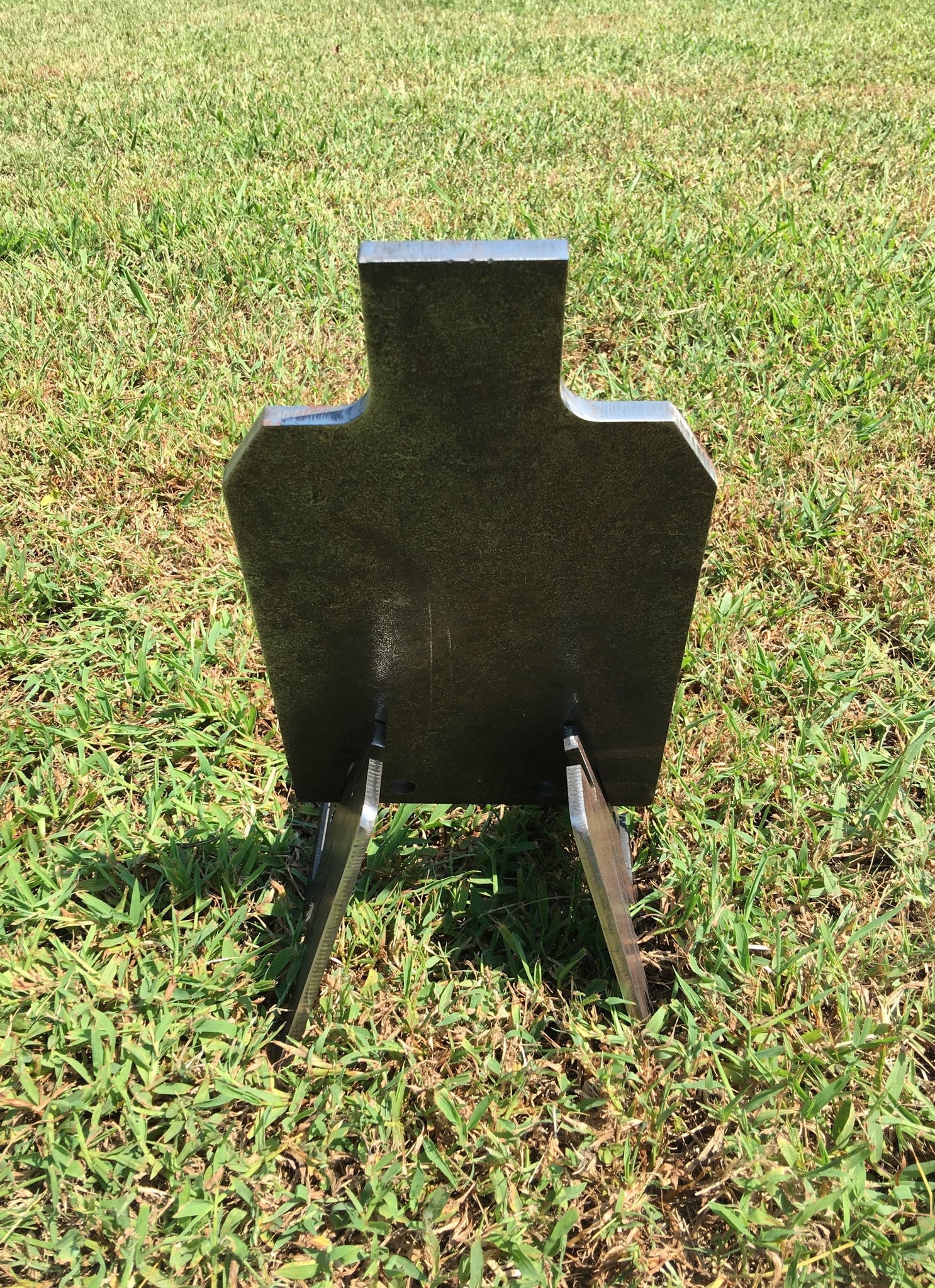 Generic Ground Target Magnum Target 7x12 IDPA 3/8